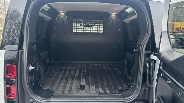 Land Rover Defender 90 Diesel 3.0 D250 Hard Top SE Auto